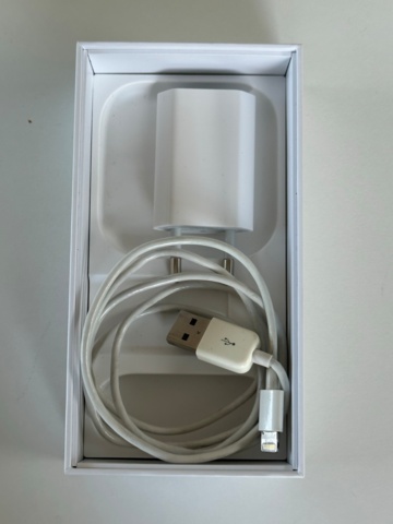 991559-8 iPhone SE Space Gray 32 GB