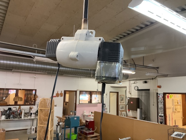 1002222-4 Digital scale 100g - 60kg EKS