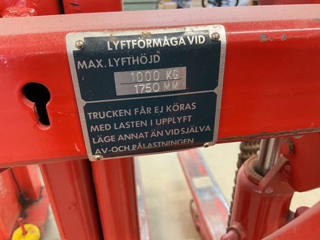 1002265-8 High stacker BT