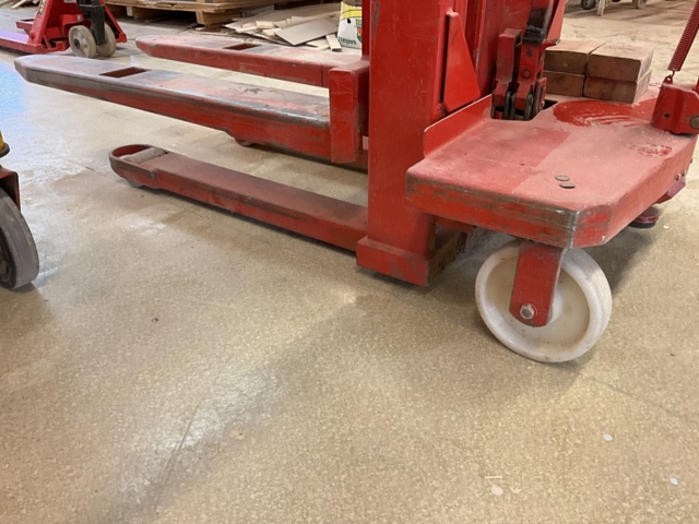 1002265-9 High stacker BT