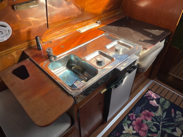 1041656-97 Windy 27 DC, - 1980 No. 153