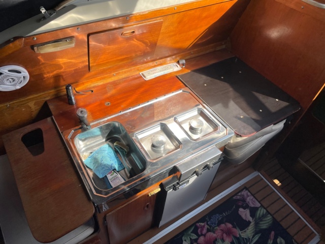 1041656-98 Windy 27 DC, - 1980 No. 153