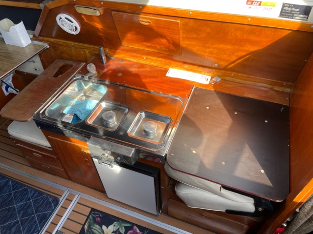 1041656-99 Windy 27 DC, - 1980 No. 153