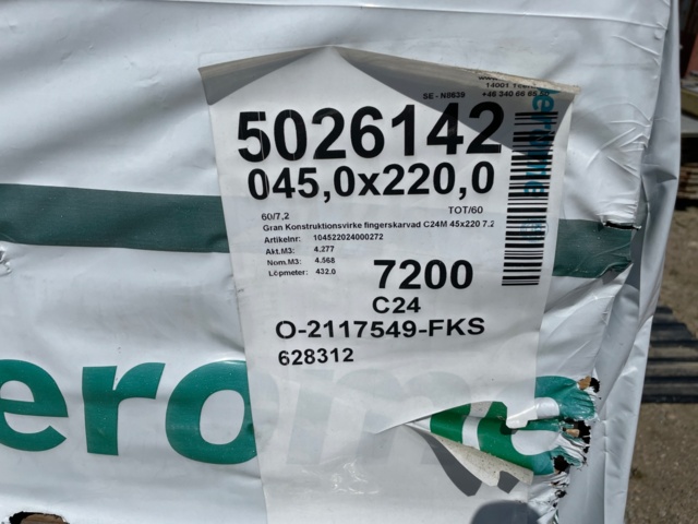 1041653-2 Spruce construction timber finger jointed C24M 45x220, running meter 432.0