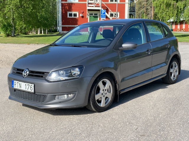 1041762-1 Volkswagen Polo 5-dörrar 1.6 TDI - 2011