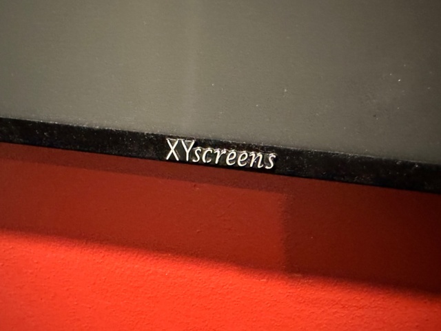 1041779-9 Mi 4K Laser projector & wall screen