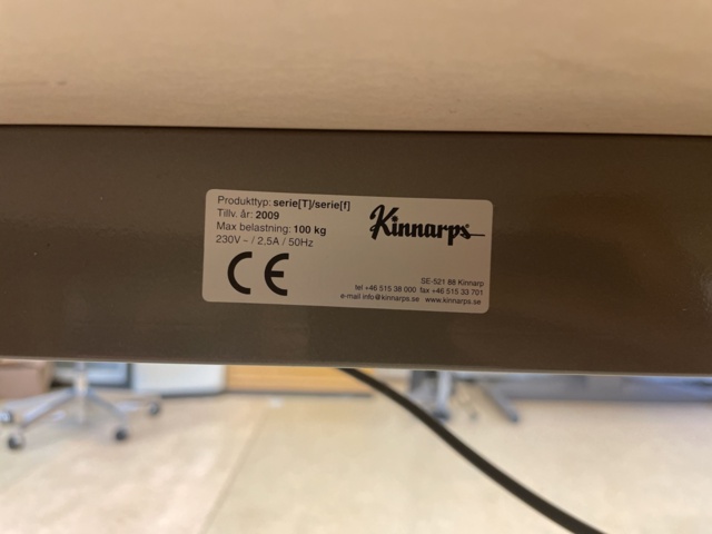 1023361-7 Raised and lowered corner desk, Kinnarps