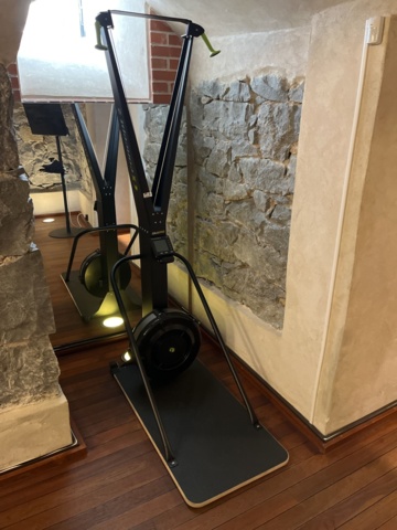 1038704-2 Staking machine SkiErg