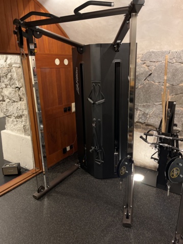 1038715-2 Cable machine Life fitness