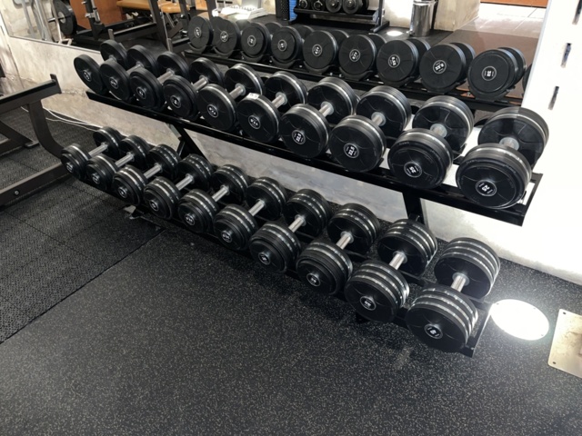 1038721-5 Weight station with free weights