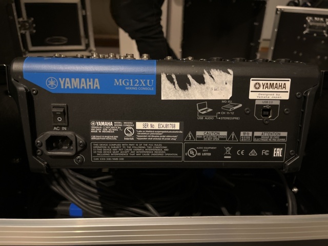 1013070-19 Complete PA sound system with 4 tops and 2 basses 4000W