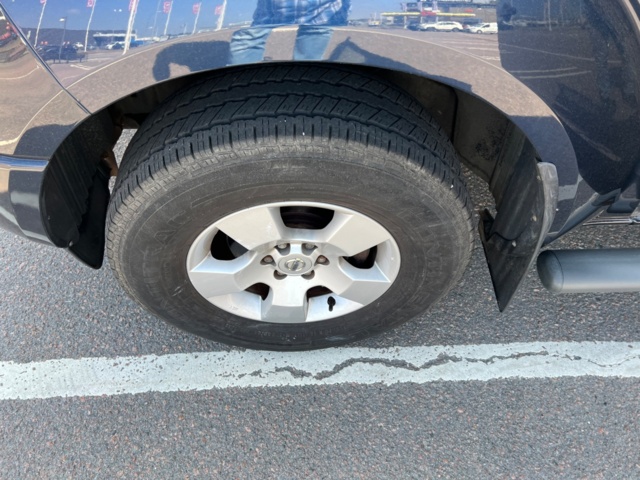 213405-26 Nissan Navara double cab 2.5 dCi 4x4 - 2010