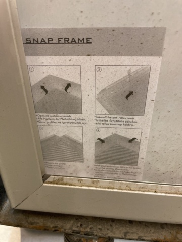 1041837-6 Street talker