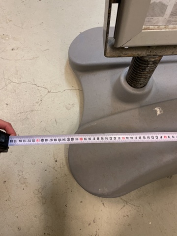 1041837-11 Street talker