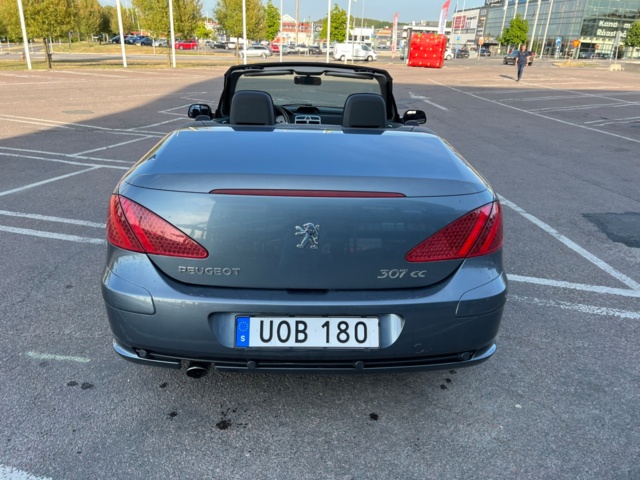 213406-4 Peugeot 307 CC 2.0 Manual, 136hp - 2004