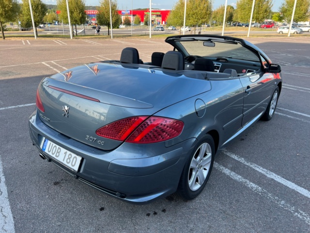 213406-5 Peugeot 307 CC 2.0 Manual, 136hp - 2004