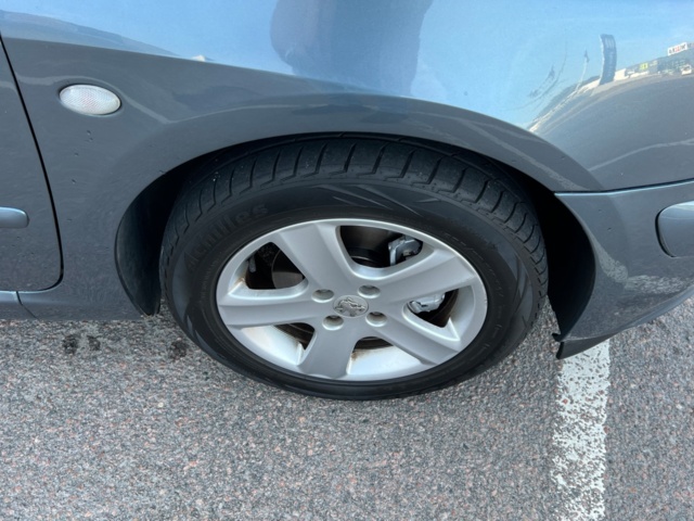 213406-27 Peugeot 307 CC 2.0 Manual, 136hp - 2004