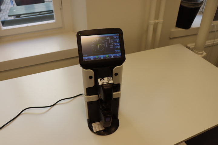 1033543-1 Auto Lensmeter / Lens meter