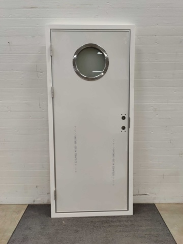 1040638-1 Steel door