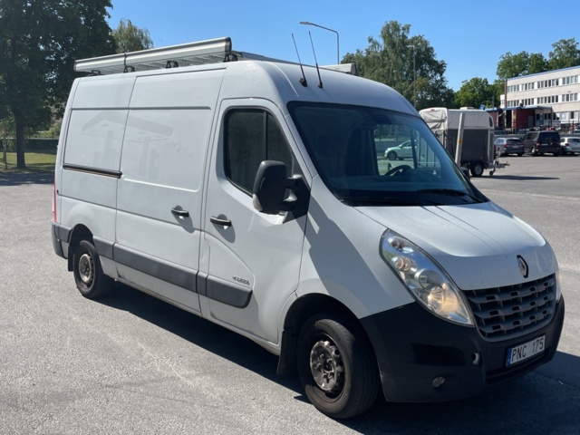 1042187-4 Renault Master 3.5 T 2.3 dCi - 2012
