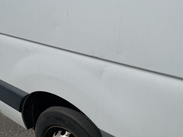 1042187-8 Renault Master 3.5 T 2.3 dCi - 2012