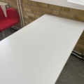 1042431-6 Höj- och sänkbart manuellt bord