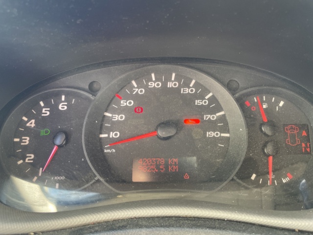 1042187-24 Renault Master 3.5 T 2.3 dCi - 2012