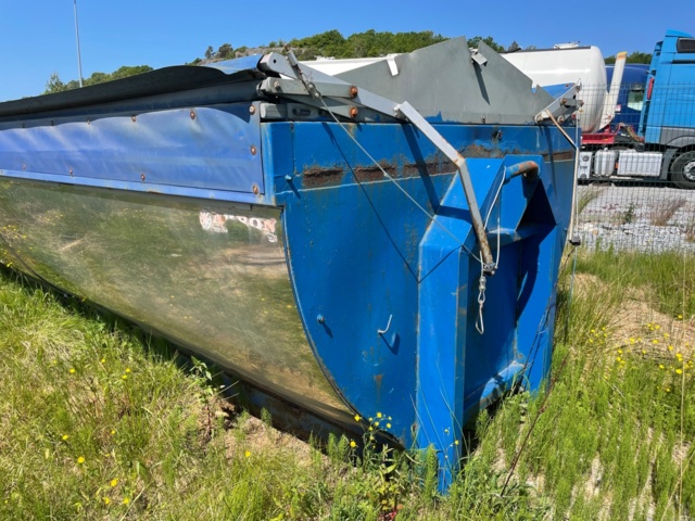 1042452-5 Asfaltflak Akron Lastväxlarflak 1st