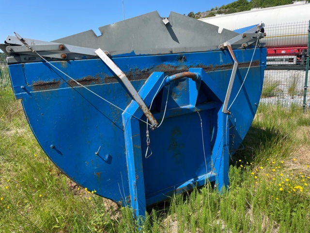 1042452-9 Asfaltflak Akron Lastväxlarflak 1st