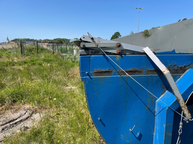 1042452-10 Asfaltflak Akron Lastväxlarflak 1st