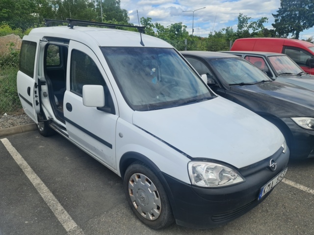 1042469-4 Opel Combo Van IP 1.6 CNG ecoFLEX - 2008
