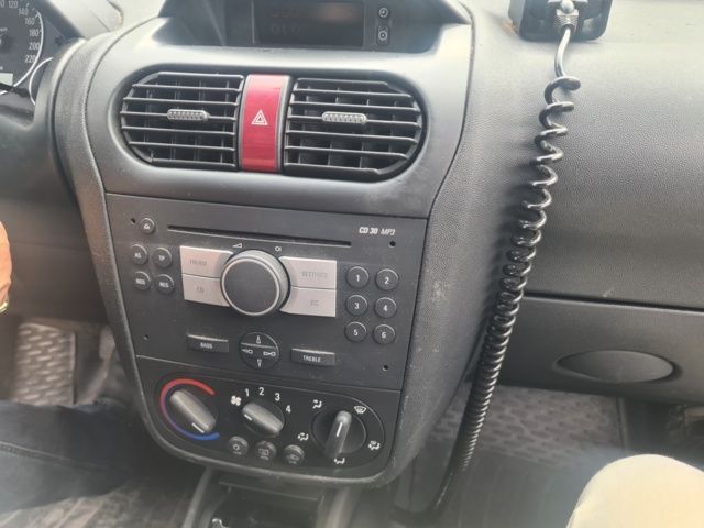 1042469-21 Opel Combo Van IP 1.6 CNG ecoFLEX - 2008