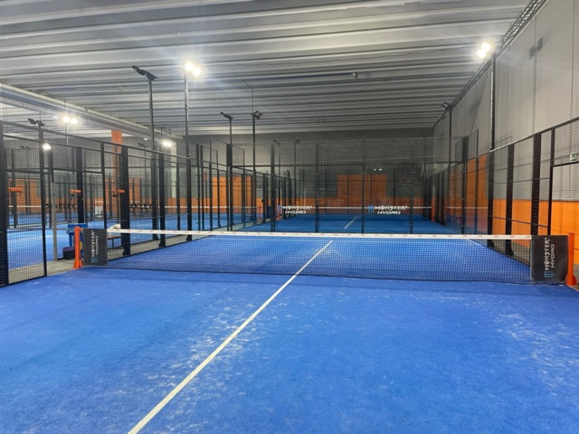 1026031-11 Complete padel court (double) from Manza Padel
