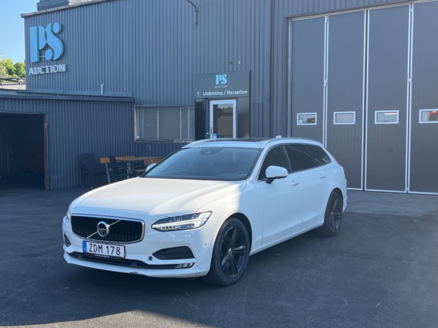 980521-1 Volvo V90 D3 - 2018