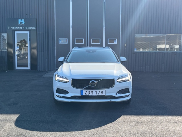 980521-2 Volvo V90 D3 - 2018