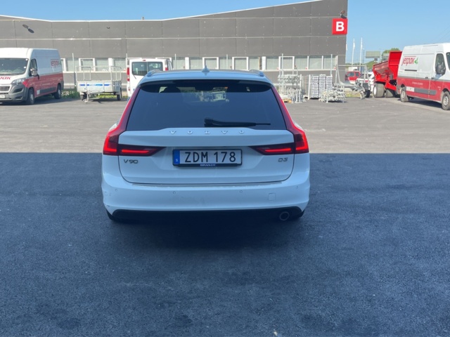 980521-6 Volvo V90 D3 - 2018