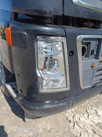 929262-20 Tractor Volvo FH16 660 6x4 -2006