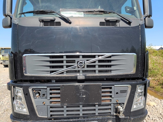 929262-25 Tractor Volvo FH16 660 6x4 -2006