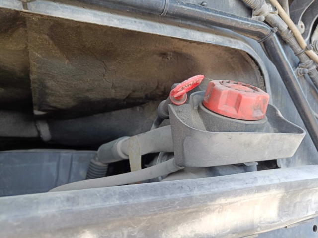 929262-31 Tractor Volvo FH16 660 6x4 -2006