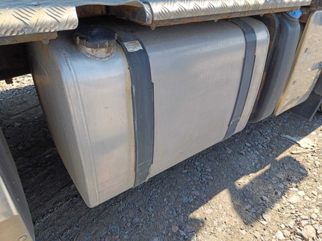 929262-56 Tractor Volvo FH16 660 6x4 -2006