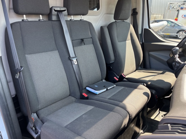 980523-28 Ford Transit Custom 270 2.2 TDCi Manual, 100hp, 2013