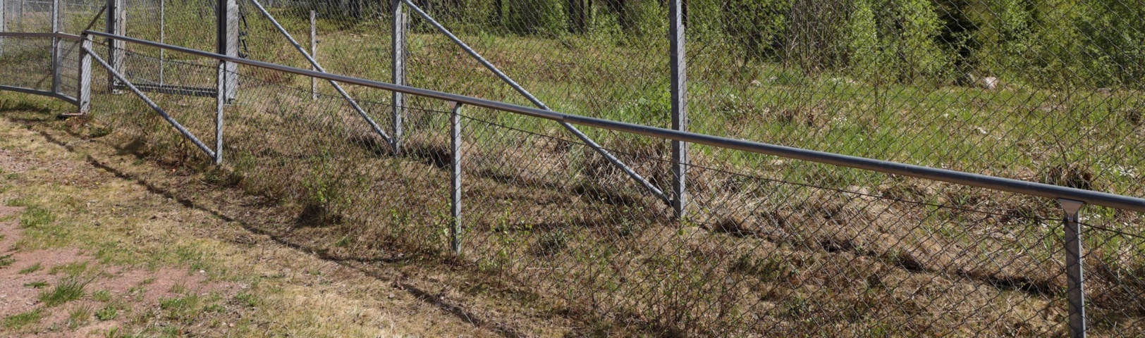 1043042-2 Gunnebo fence 650 meters long & 1m high