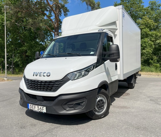 1041193-1 Iveco Daily 35-160 Chassis Cab 2.3 JTD Hi-Matic with tailgate facelift - 2021
