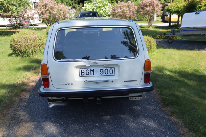 1043044-6 Volvo 145 2.2 liter B20, Manual - 1970