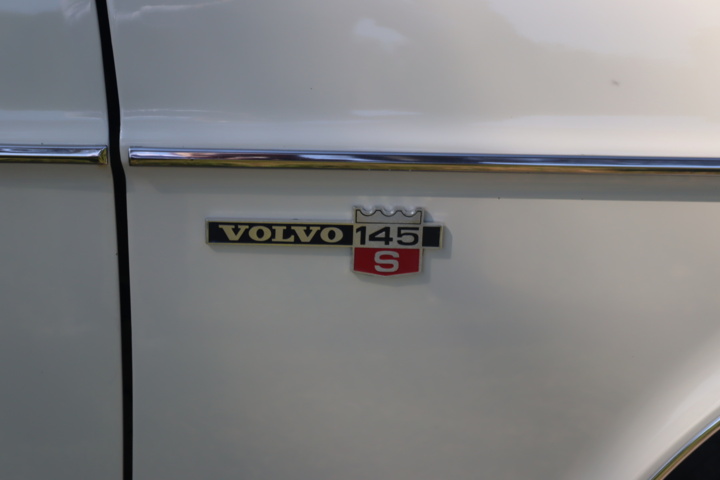 1043044-12 Volvo 145 2.2 liter B20, Manual - 1970