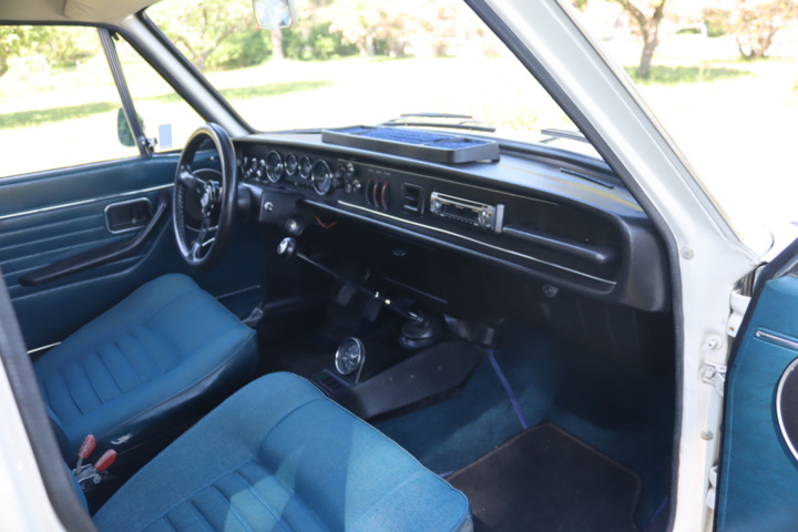 1043044-24 Volvo 145 2.2 liter B20, Manual - 1970