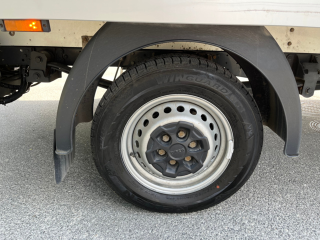 1041193-15 Iveco Daily 35-160 Chassis Cab 2.3 JTD Hi-Matic with tailgate facelift - 2021