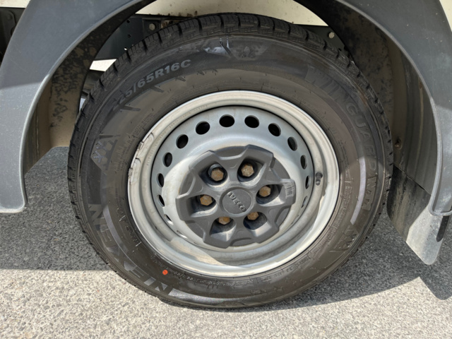 1041193-17 Iveco Daily 35-160 Chassis Cab 2.3 JTD Hi-Matic with tailgate facelift - 2021