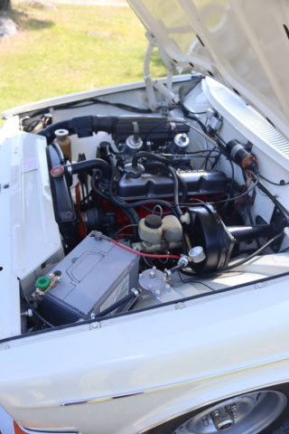 1043044-52 Volvo 145 2.2 liter B20, Manual - 1970