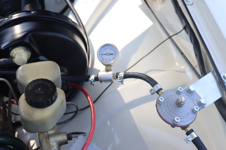 1043044-63 Volvo 145 2.2 liter B20, Manual - 1970